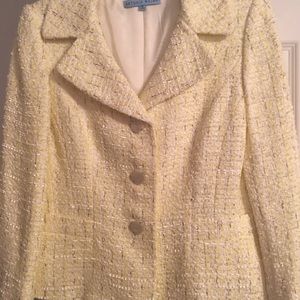 Antonio Melani Blazer. Size:  6. Color:  Yellow with brown with Brown & White.